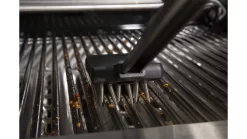 Broil King Baron Coil Spring Grill Brush - 65600 -Kitchen Grill Store BK 65600 Spring20Brush Life 03 1000x563 1