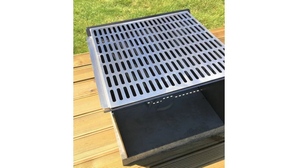 Yorkshire Grill Outdoor Fireplace & BBQ 5 Yorkshire Grill Outdoor Fireplace & BBQ - Image 5