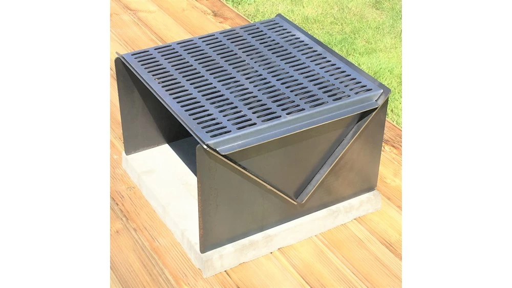 Yorkshire Grill Outdoor Fireplace & BBQ 3 Yorkshire Grill Outdoor Fireplace & BBQ - Image 3